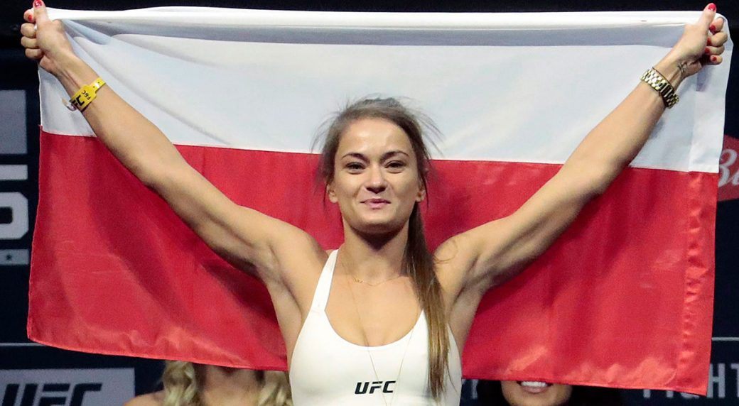 Discover the Top Female UFC Champions