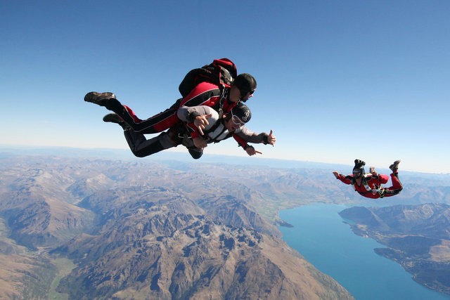 Skydiving - Discover the Benefits of This Extreme Sport